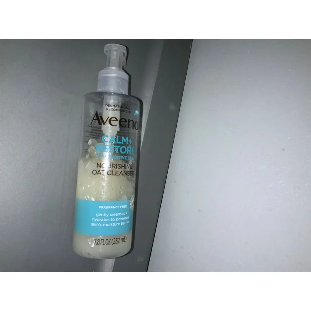 Used Aveeno Calm + Restore Nourishing Oat Cleanser For Sensitive Skin 7.8 oz‎